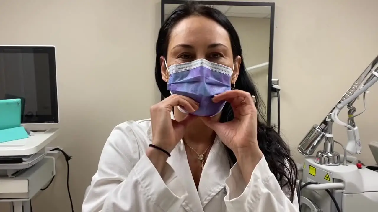 Poster frame: Sealing protective equipment in clinic